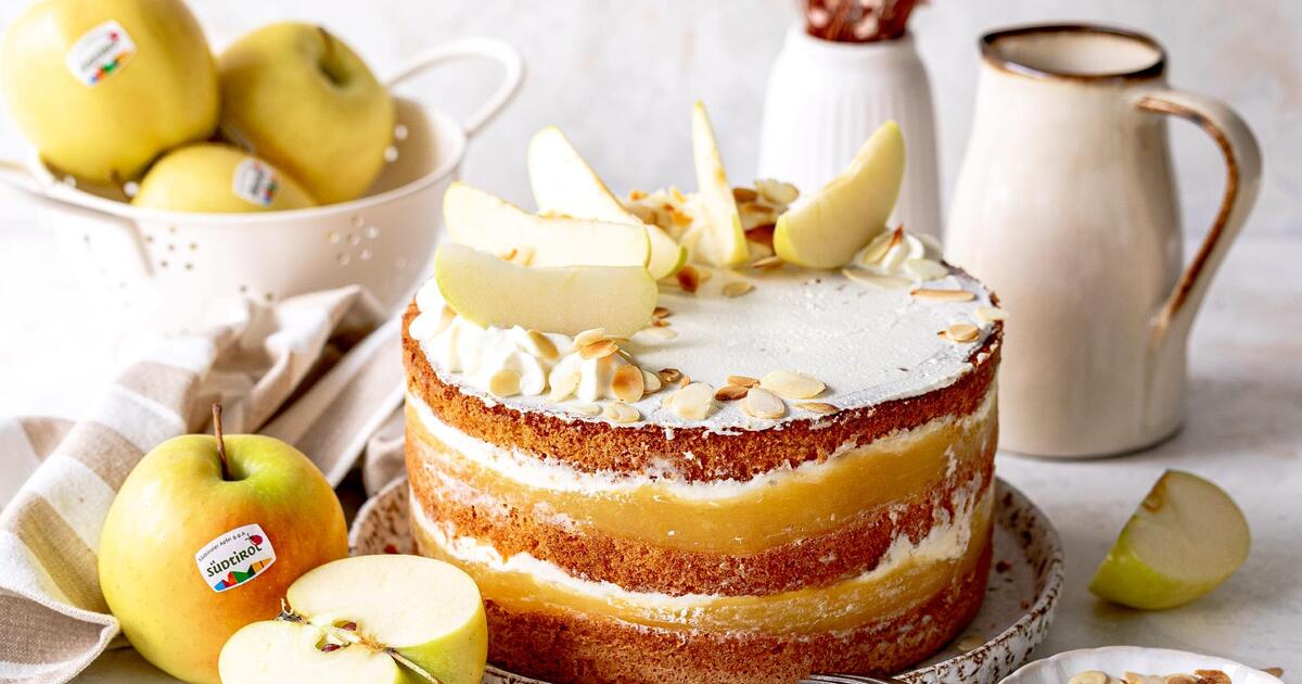 Applesauce and Almond Tart Recipe