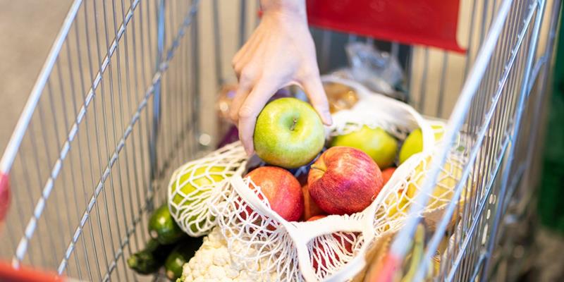 Fresh South Tyrolean apples from the fruit cooperative Melix in Brixen