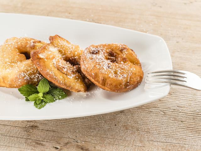 How to make an apple fritters