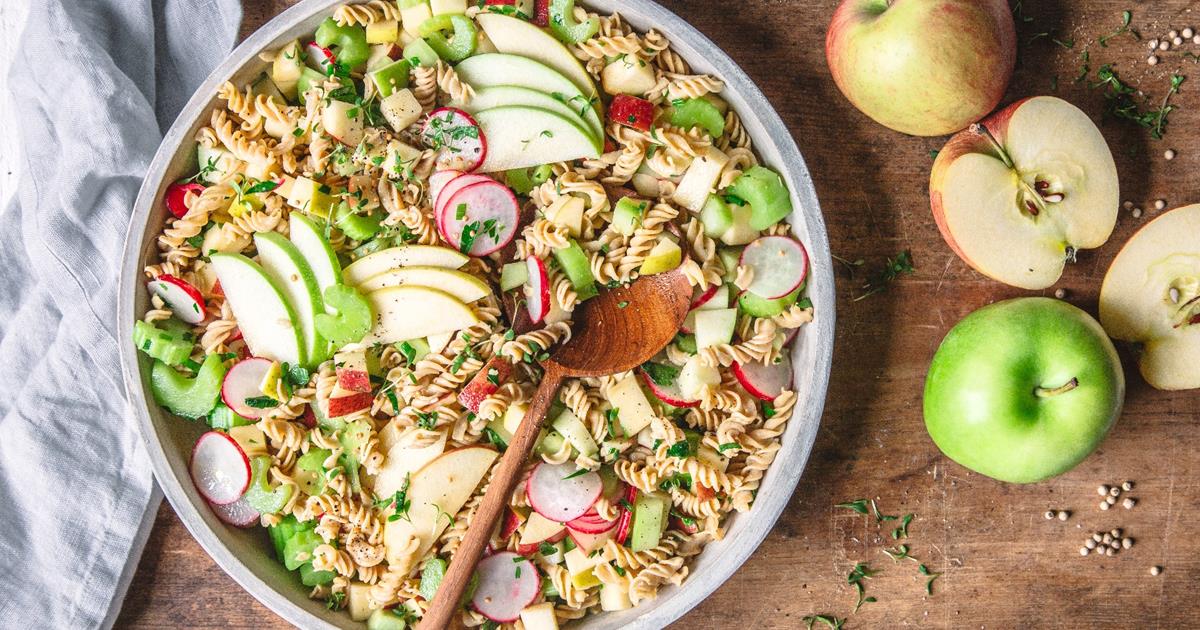 Chickpea Pasta Salad with Apples – Fresh & Tasty